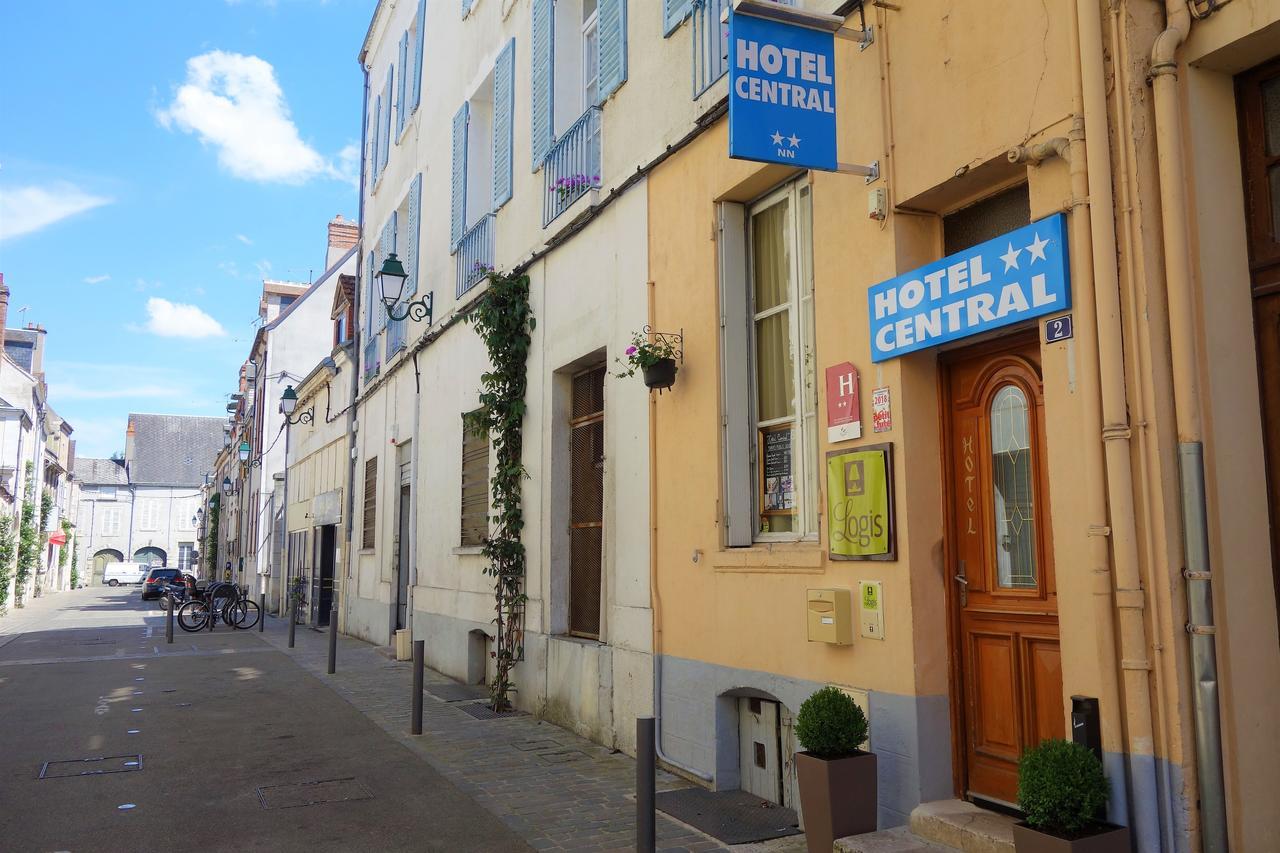 Logis Hotel Central Montargis Bagian luar foto